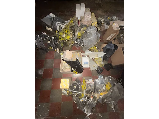 Inboedel garage - afbeelding 29 van  58
