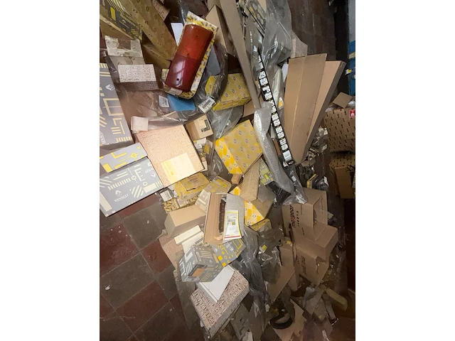 Inboedel garage - afbeelding 33 van  58