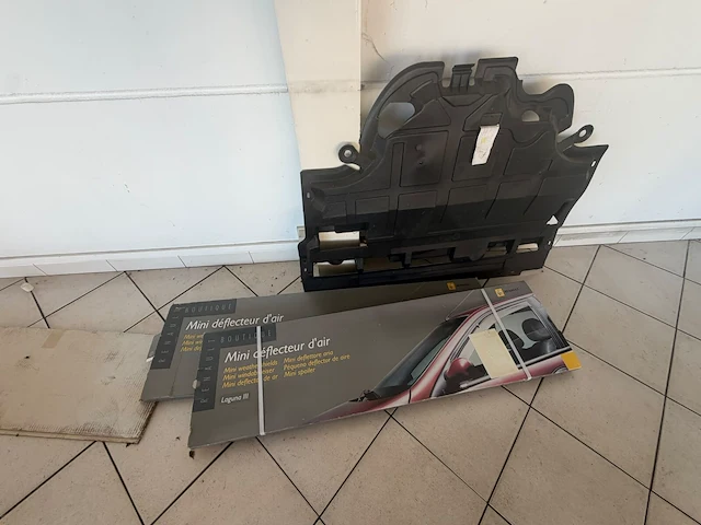 Inboedel garage - afbeelding 48 van  58
