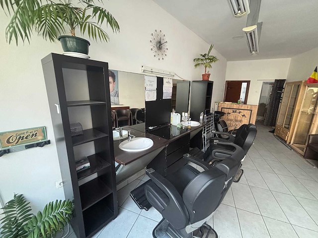 Inboedel kapsalon a&n wegens faillissement - afbeelding 8 van  19