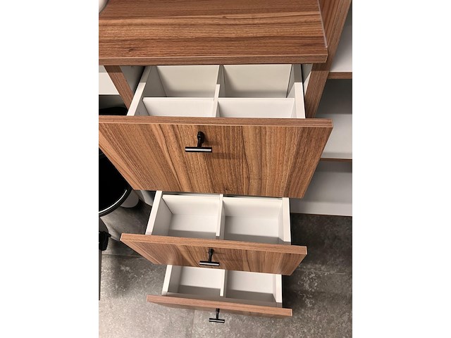 Inboedel kapsalon - afbeelding 13 van  30