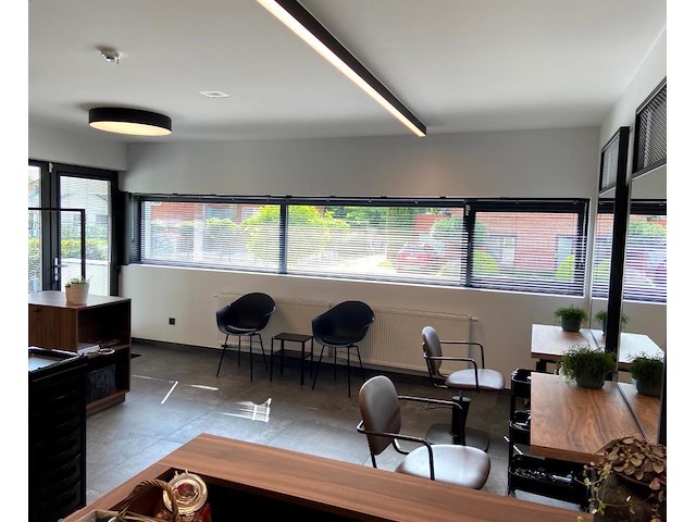 Inboedel kapsalon - afbeelding 17 van  30