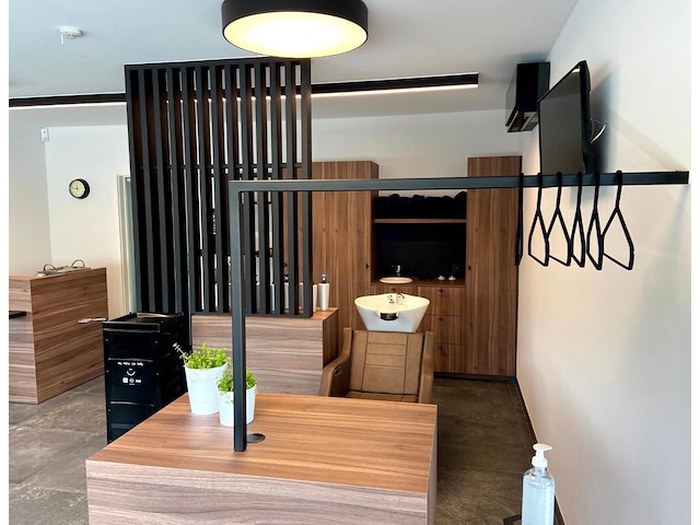 Inboedel kapsalon - afbeelding 25 van  30