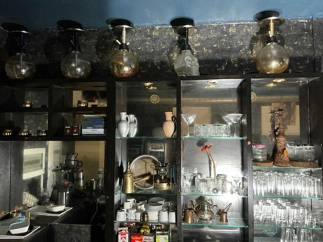 Inboedel shisha café wanassa wegens faillissement - afbeelding 26 van  47