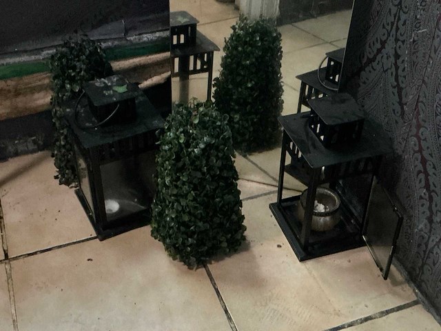 Inboedel shisha café wanassa wegens faillissement - afbeelding 21 van  47