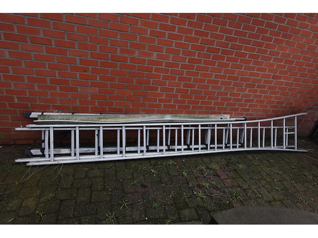 Inboedel - afbeelding 65 van  76