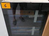 Inbouw wijnkoelkast met legplanken miele
