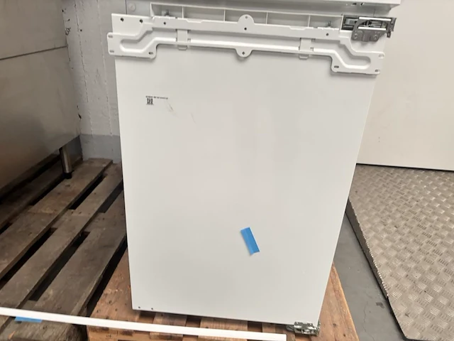 Inbouwkoelkast aeg 880rfd0d - afbeelding 1 van  5