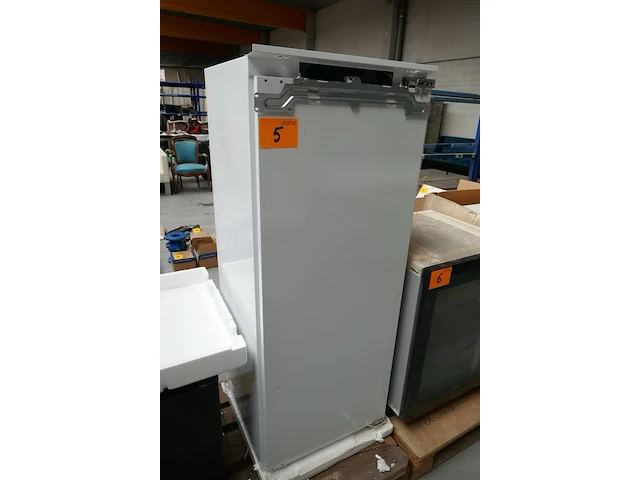 Inbouwkoelkast witte kleur smeg - afbeelding 1 van  6