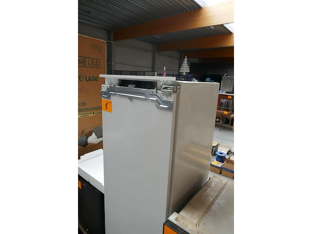 Inbouwkoelkast witte kleur smeg - afbeelding 2 van  6