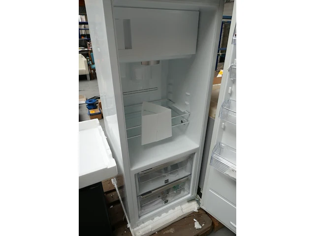 Inbouwkoelkast witte kleur smeg - afbeelding 4 van  6
