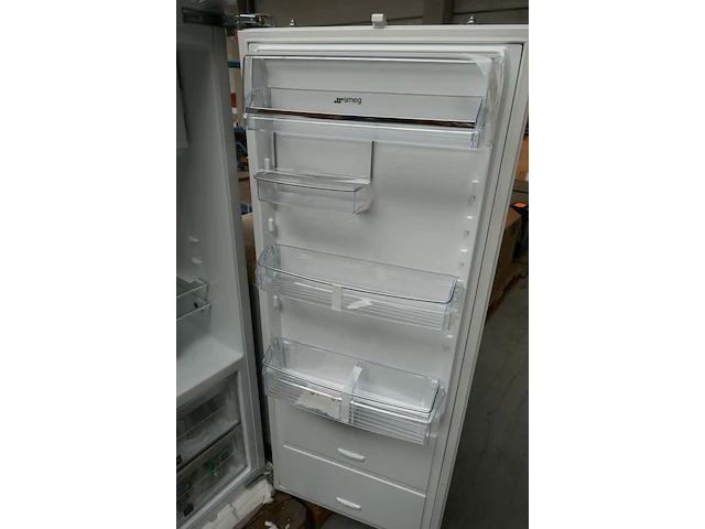 Inbouwkoelkast witte kleur smeg - afbeelding 5 van  6
