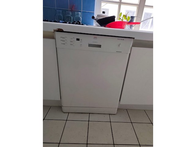 Inbouwoven beko cis302000x, vaatwasmachine aeg 911d51-2t, inbouwfriteuse fes 301e - afbeelding 4 van  13