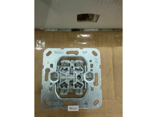 Inbouwschakelaars enkel gira - afbeelding 2 van  3