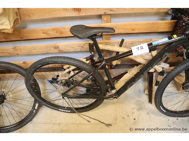 Incomplete fiets - afbeelding 2 van  3