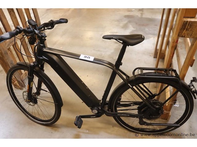 Incomplete fiets - afbeelding 1 van  4