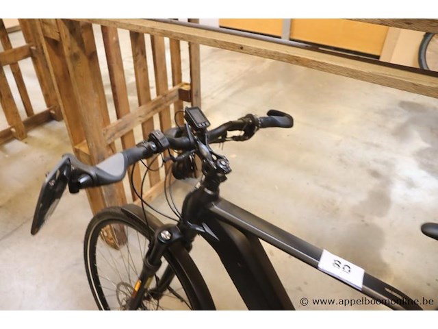Incomplete fiets - afbeelding 4 van  4