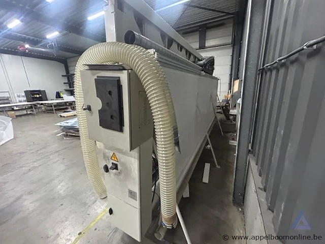 Incomplete verticale platenzaagmachine van het merk striebig. geschikt voor wisselstukken - afbeelding 2 van  2
