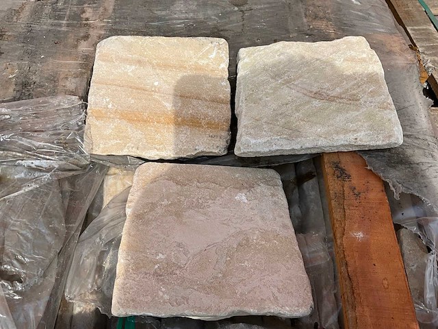 Ind mint natural natuursteen tuintegels ca. 22,6m2 - afbeelding 1 van  3
