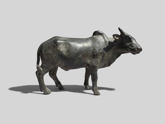 Indian nandi statue - afbeelding 8 van  9