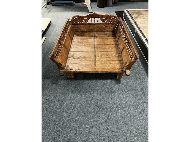 Indisch bed circa 1950 - afbeelding 1 van  1