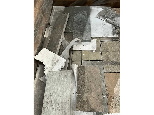 Indisch goldstone natuursteen tuintegel - afbeelding 3 van  4