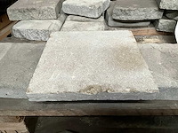 Indisch goldstone natuursteen tuintegel - afbeelding 1 van  3