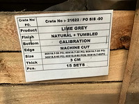 Indisch grijs natuursteen tuintegel - afbeelding 5 van  5