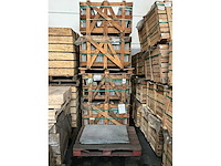 Indisch grijs natuursteen tuintegel - afbeelding 1 van  1