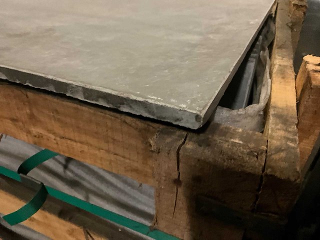 Indisch grijs partij natuursteen tegels - afbeelding 2 van  3