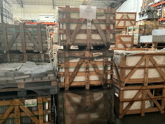 Indisch grijs verzoet natuursteen tuintegel - afbeelding 3 van  3