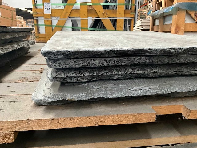 Indisch zwart verouderd natuursteen tuintegel - afbeelding 3 van  5