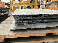 Indisch zwart verouderd natuursteen tuintegel - afbeelding 3 van  5