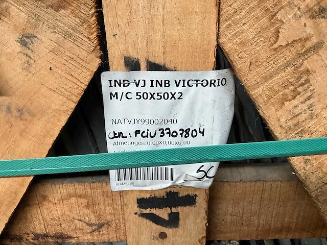 Indisch zwart verzoet natuursteen tuintegel - afbeelding 3 van  5