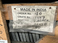 Indisch zwart verzoet natuursteen tuintegel - afbeelding 4 van  5