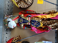 Indonesische wayang golek pop - afbeelding 2 van  2