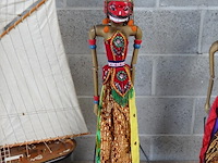 Indonesische wayang golek pop - afbeelding 1 van  2