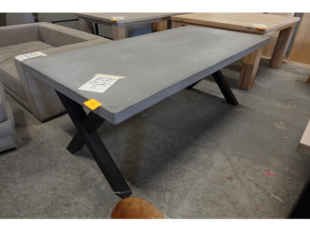 Indoor tafel beton-look - afbeelding 1 van  6