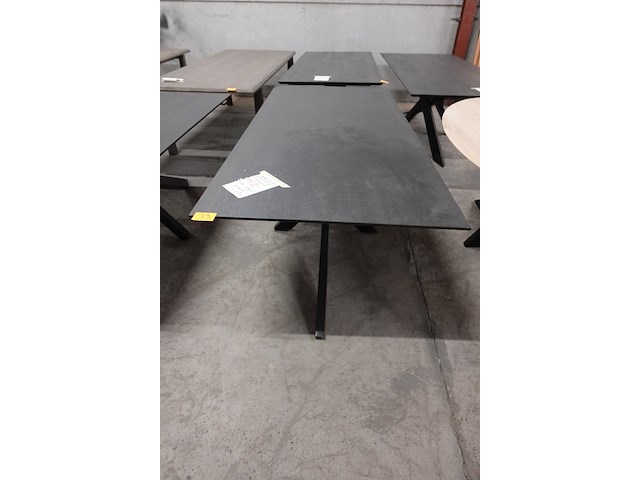 Indoor tafel "eik massief" - afbeelding 1 van  4