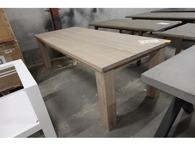 Indoor tafel "eik massief" - afbeelding 2 van  3