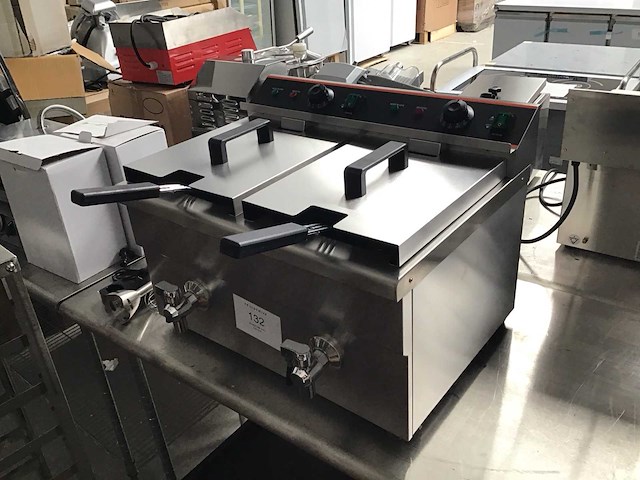 Inductie friteuse 2x 10l - afbeelding 2 van  4