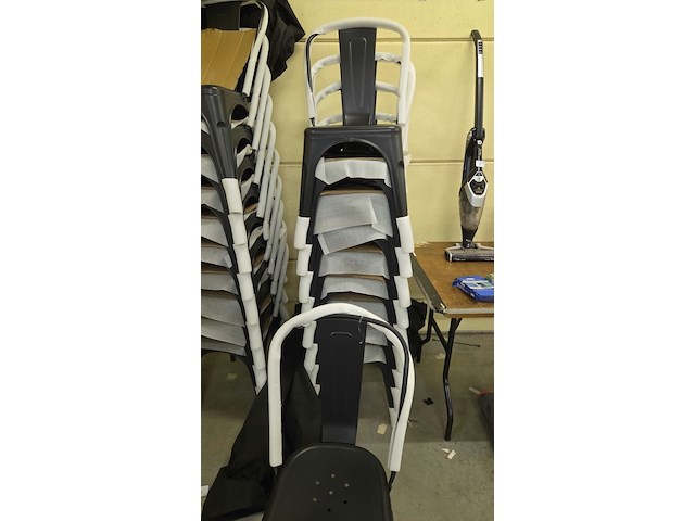 Industrial stoelen - afbeelding 1 van  2