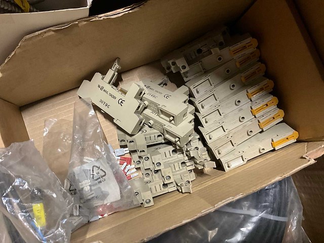 Industrial switch, modules en diversen (119x) - afbeelding 3 van  17