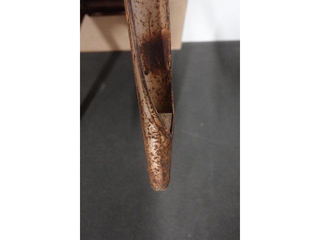 Industrieel-metalen vintage stoel - afbeelding 8 van  8