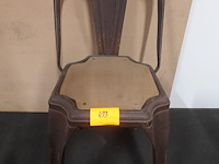 Industrieel-metalen vintage stoel - afbeelding 1 van  8