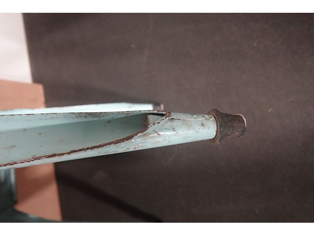 Industrieel-metalen vintage stoel - afbeelding 7 van  7