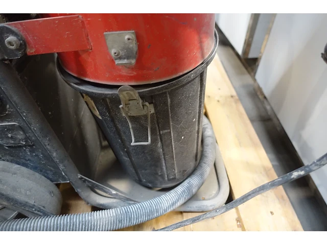 Industrieële stofzuiger pullman - afbeelding 5 van  8