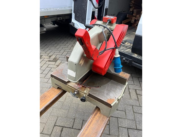 Industriële afkortzaag goyvaerts - afbeelding 2 van  6