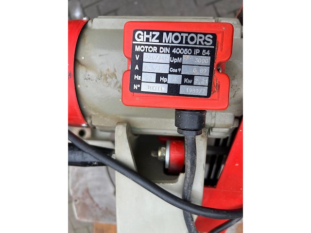 Industriële afkortzaag goyvaerts - afbeelding 4 van  6