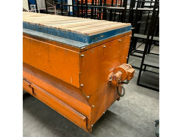 Industriële afzuigtafel voor schuren typhoon - afbeelding 2 van  7
